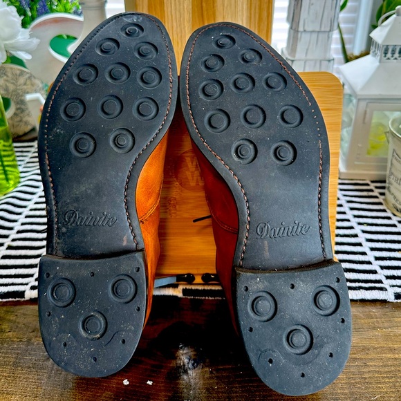 Allen Edmonds Carlyle Dress Shoes, Walnut Brown w/ Dainite Rubber Soles Size 9 D - Picture 2 of 5